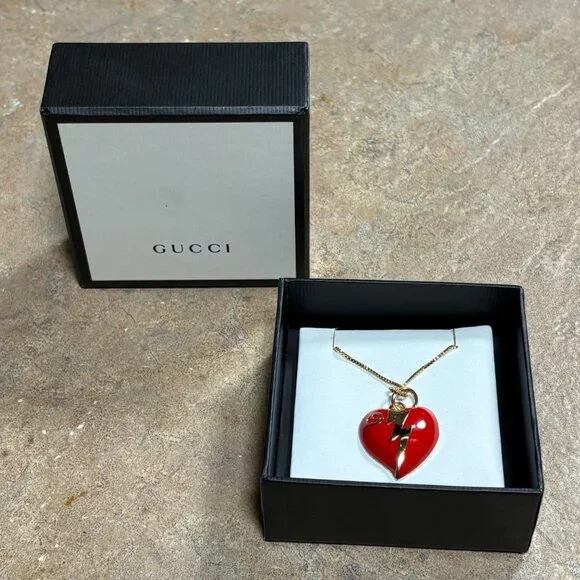 Authentic Gucci Red Heart Zipper Charm & Box Unbranded 16” Gold-Plated Chain - Picture 1 of 11
